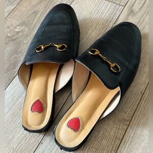 Genuine Leather Excellent Gucci Like Sandals